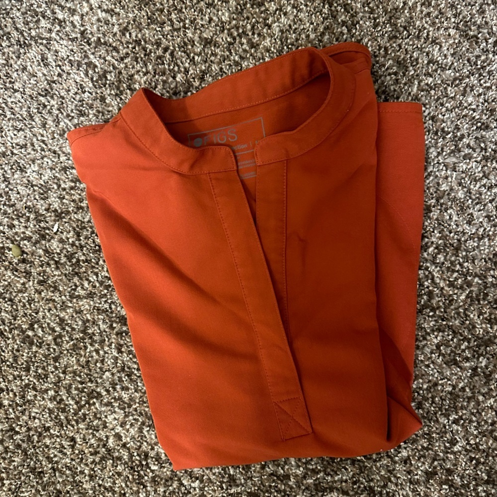 FIGS Women's Sleeveless Scrub Top in Burnt Orange - Picture 2 of 4